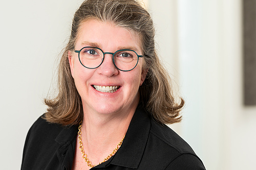 Anke van Bentheim, <br />Zahnärztin und Geschäftsführerin 1